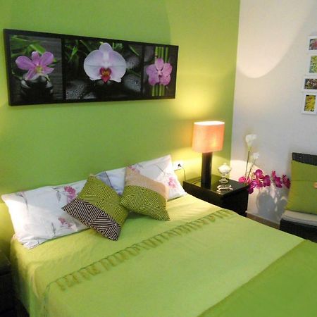 Beach House Los Cristianos  Esterno foto